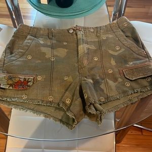 Pilcro Camo Peace Sign Shorts